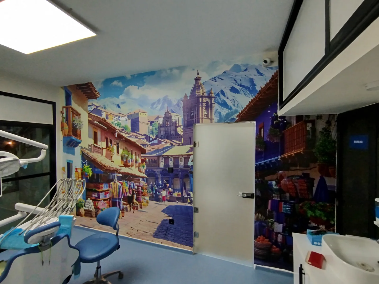 Cabinet — décor mural