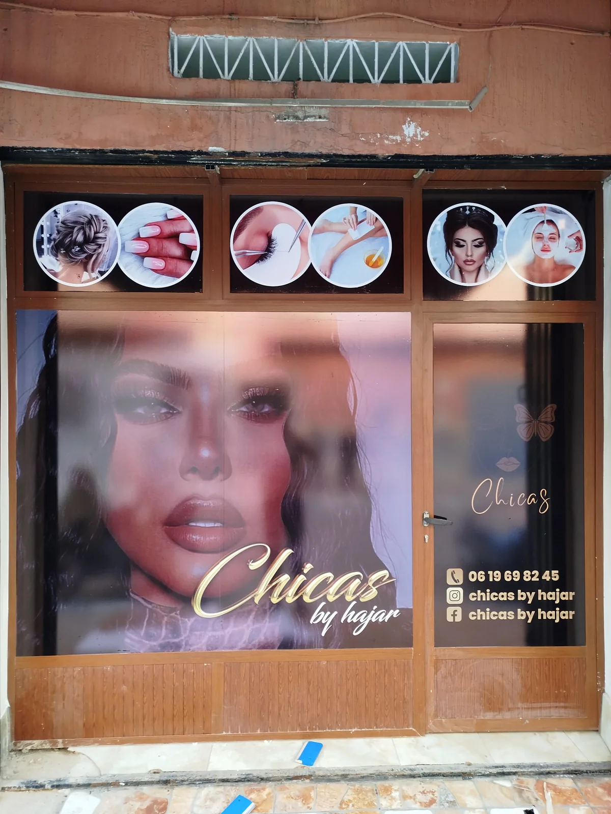 Chicas by Hajar